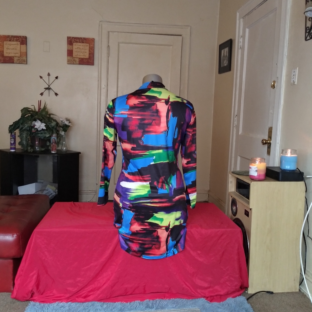 Dress - Picture 3 of 3